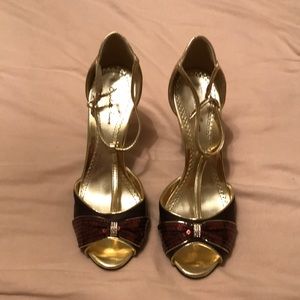 Charlotte Russe brown and gold sequence bow heels